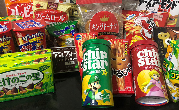 お菓子食べ放題！