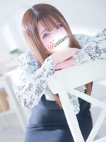 桃香-ももか