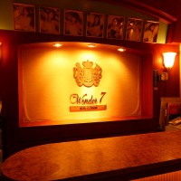 店内カウンター