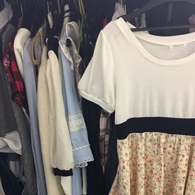 お洋服や靴の貸出も無料で行っております！学校や仕事帰りでも働けて、身バ